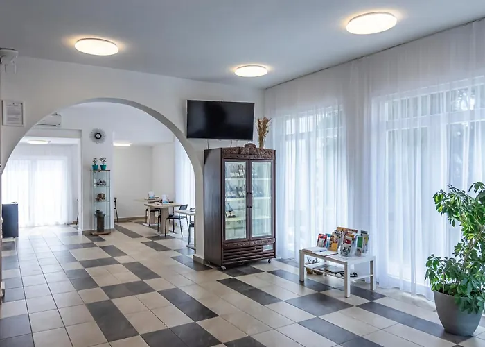 Hotel Bacchus