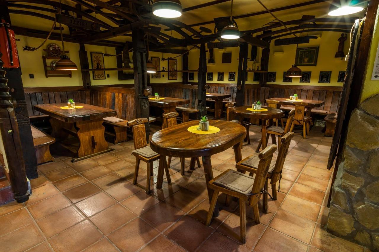 Bacchus Hotel